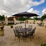 Chez Fins Bois 4*