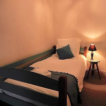 Chez Fins Bois Bed & Breakfast 4*