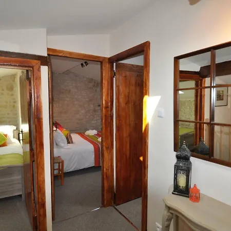 Bed and breakfast Chez Fins Bois *
