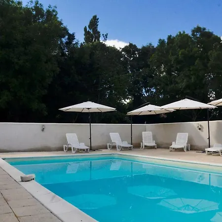 Nocleg ze śniadaniem Chez Fins Bois 4*