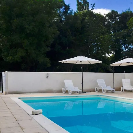 Chez Fins Bois 4* Nere