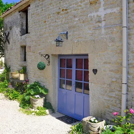 Bed & Breakfast Chez Fins Bois Nere