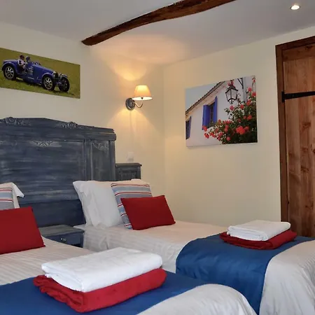 Bed & Breakfast Chez Fins Bois